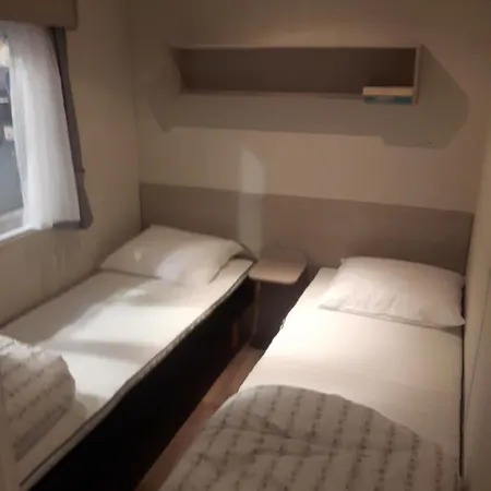 Strand Camping Holiday & Cottages Hals